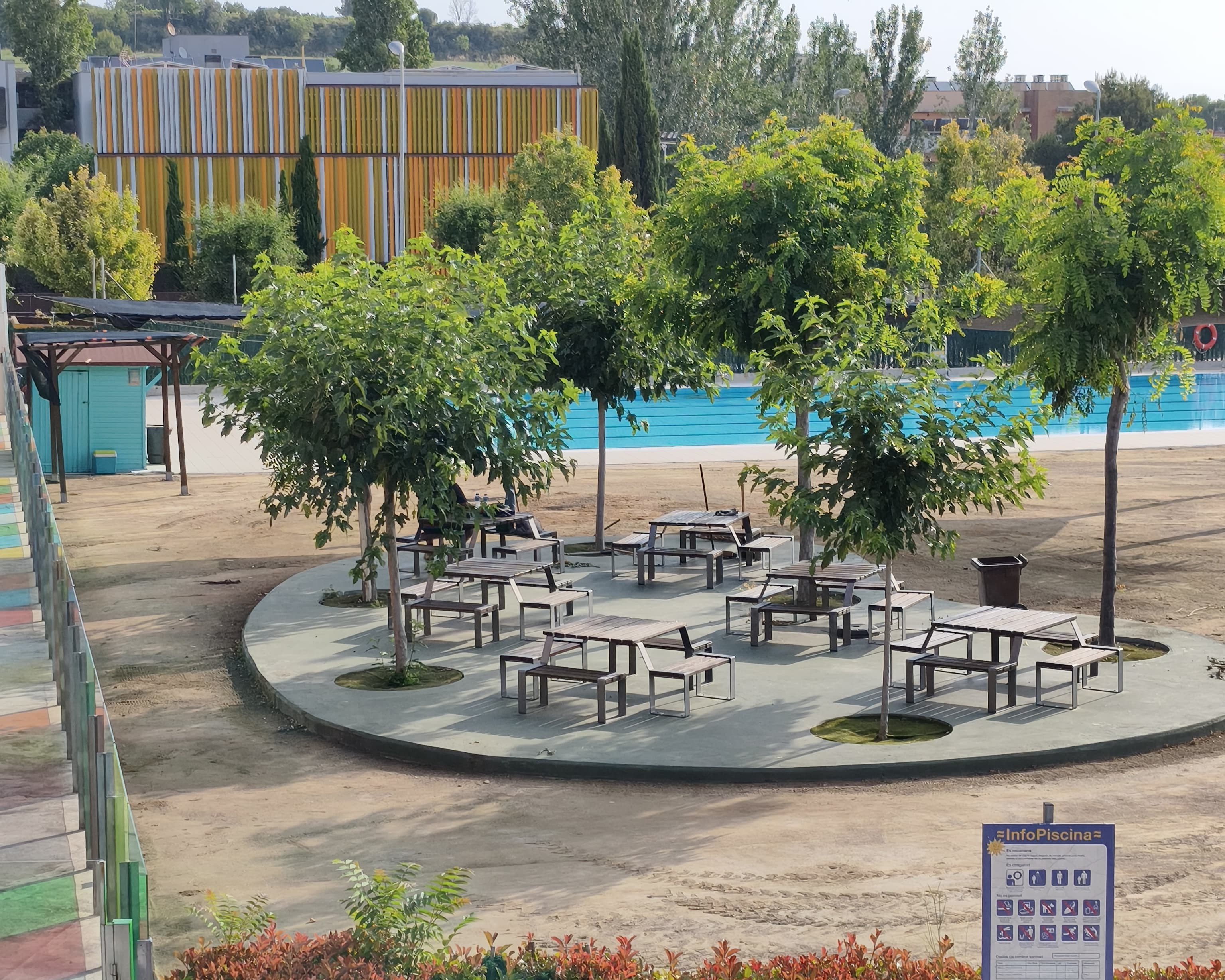 gespa piscina gespa piscina