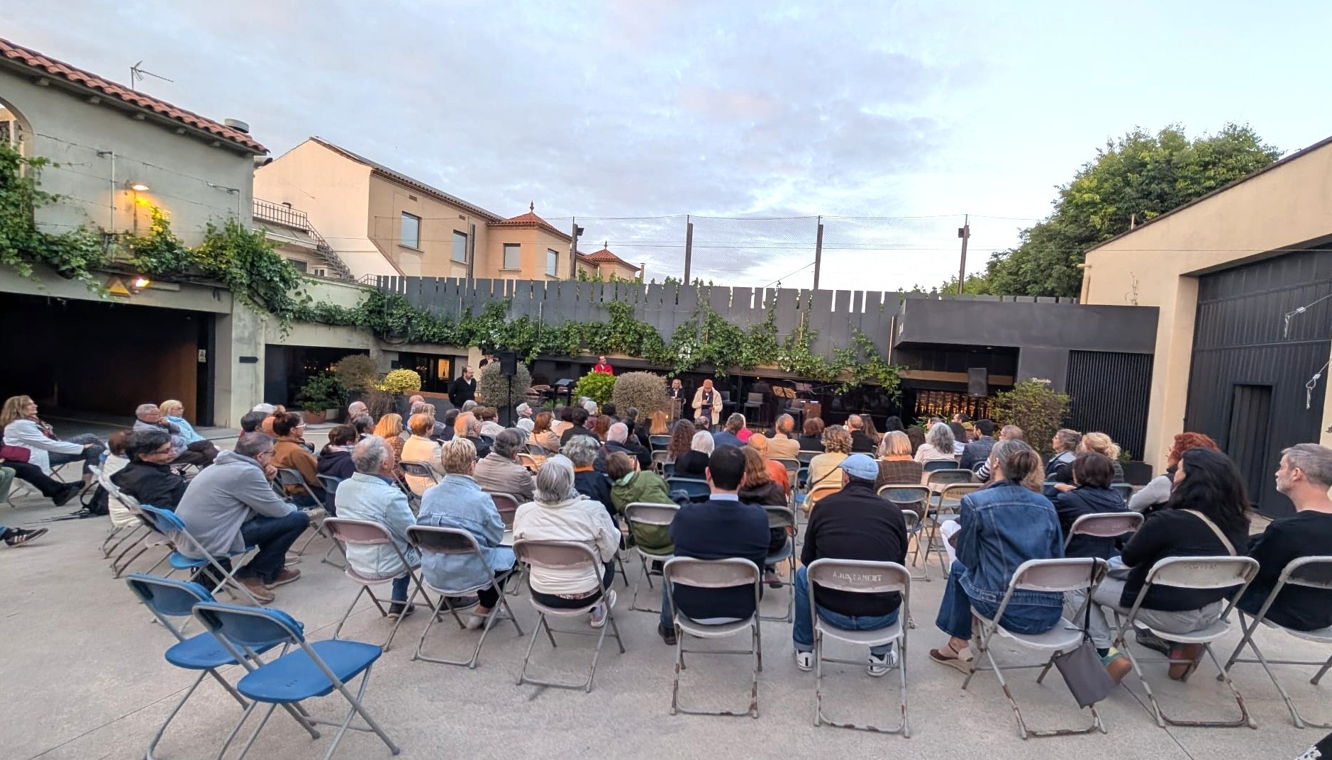 Poesia a les caves 2026 Poesia a les caves 2026